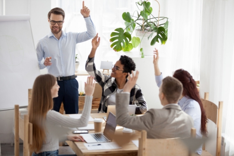 How to Engage Employees: The Ultimate 2026 Guide