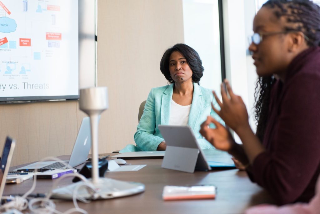 5 Reasons Why You Should Use An HR Software For Your Organization